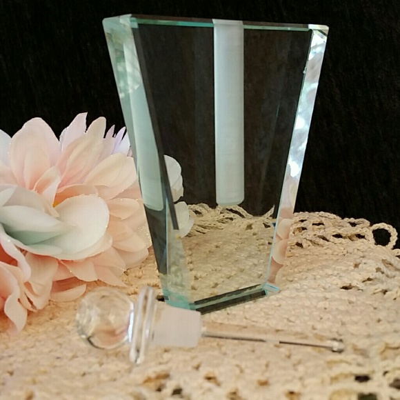Beveled Glass Perfume Bottle - Picture 3 of 4